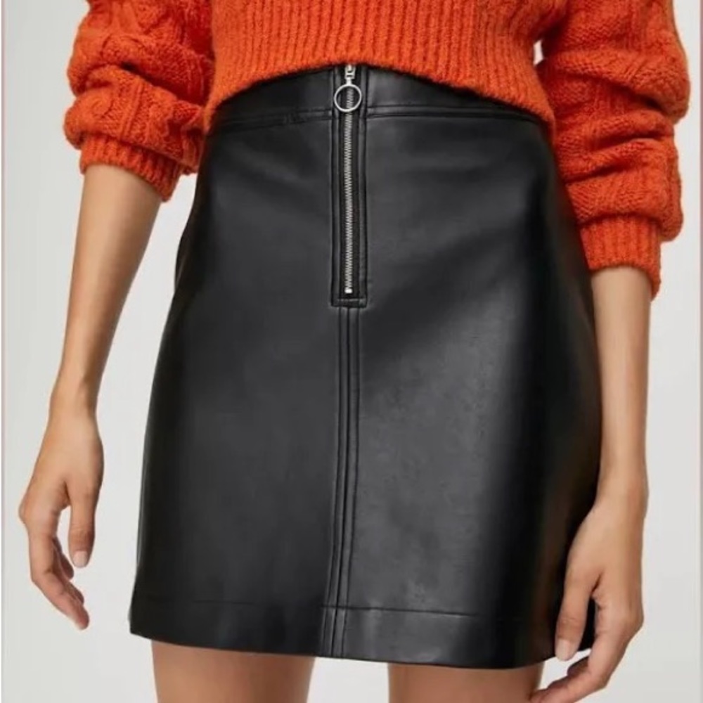 Wilfred Free Black Faux Leather Skirt